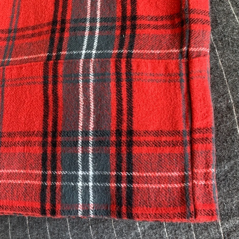 Williams Sonoma 4 Vintage Red Plaid Flannel Standard/Queen Pillowcases Pristine
